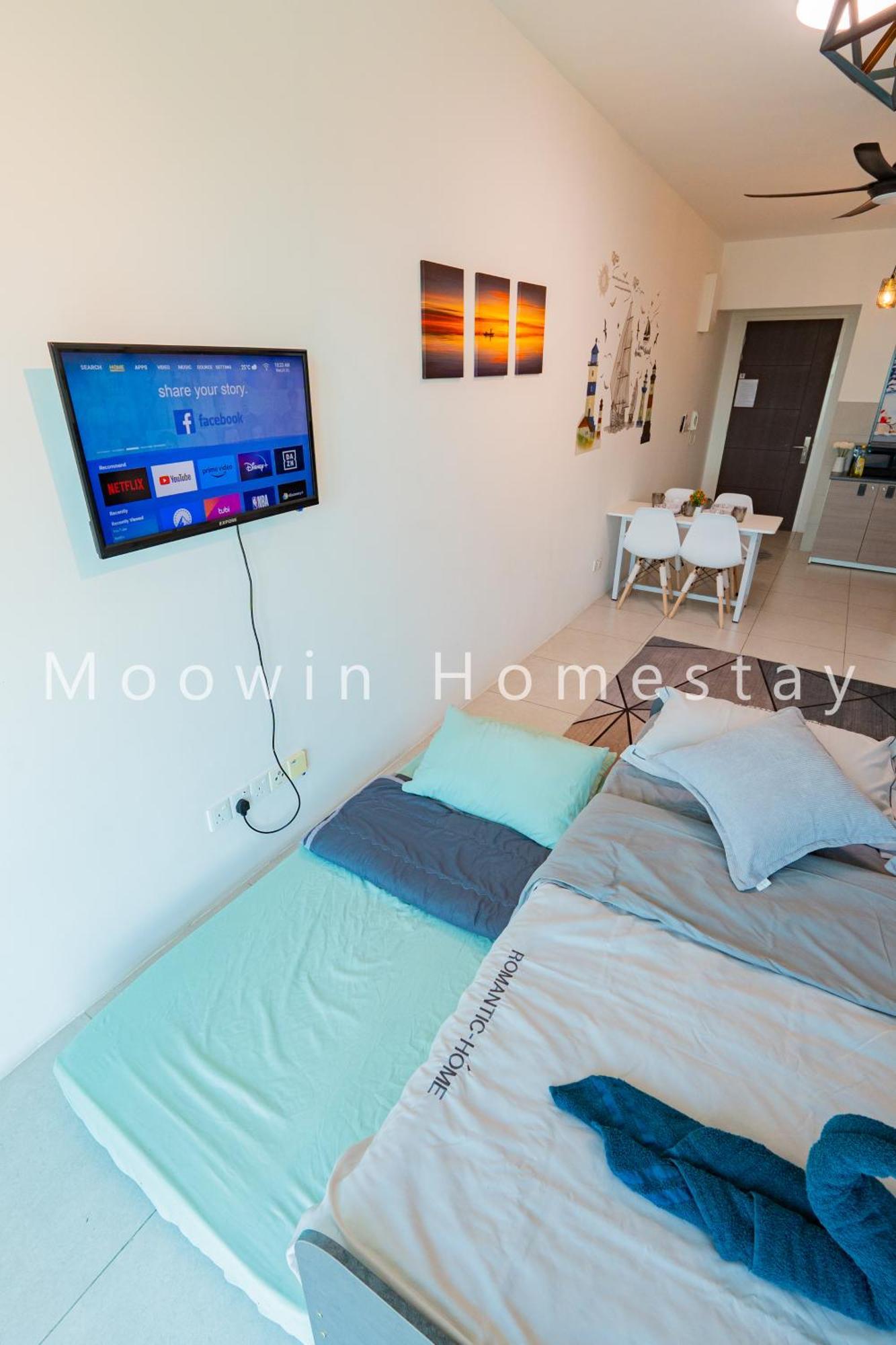 Comfy By Moowin *